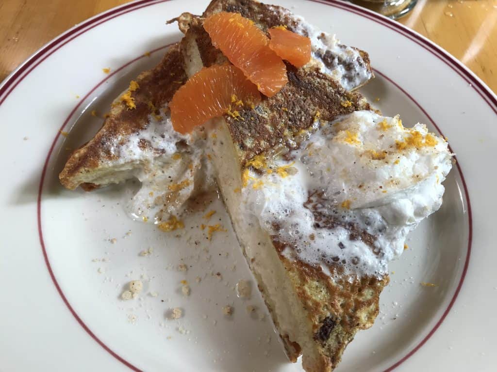 Breakfast at Steamboat Inn Breakfast at Steamboat Inn