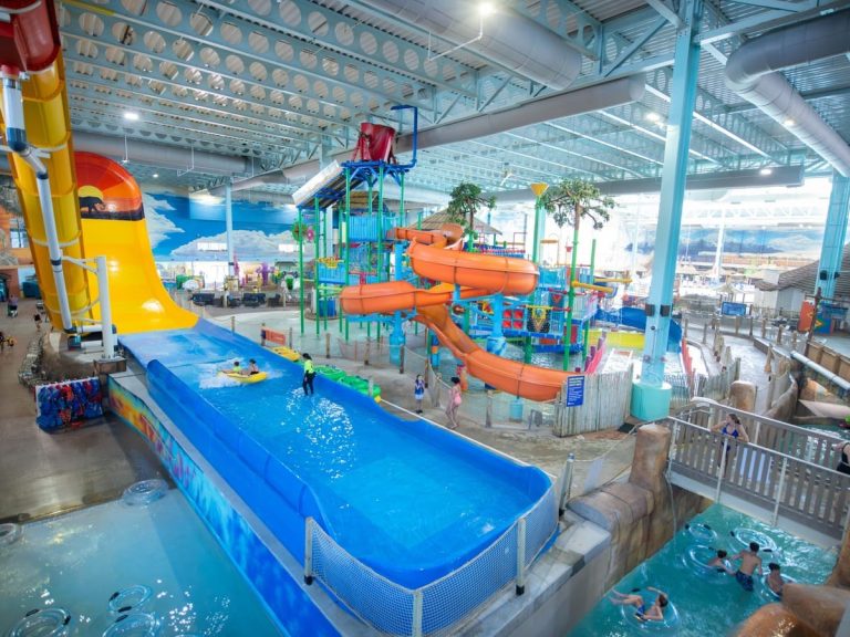 The Best Family Resorts in Austin, Texas: Where Lazy Rivers and Luxury Collide 19 Kalahari Resort Round Rock (1)