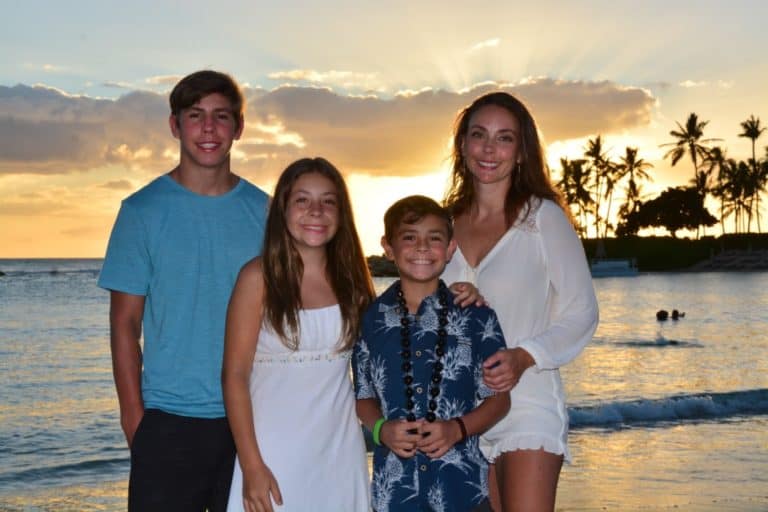 17 Incredible Family Vacations 27 Family photo at Disney Aulani