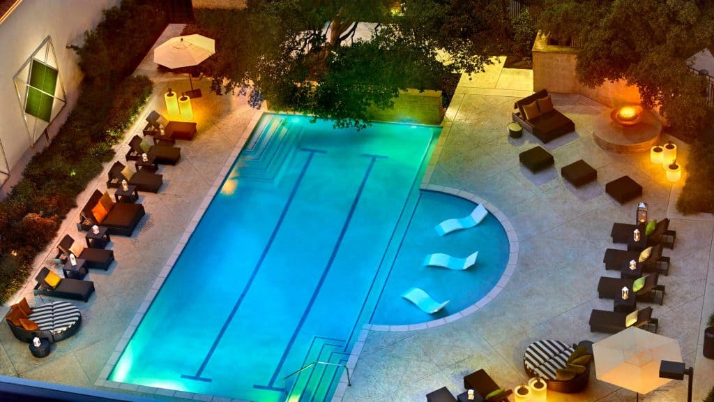 The pool at Marriott Quorum